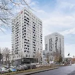 Sokolska Center With Parking And Access To Gym And Sauna By Renters アパート *