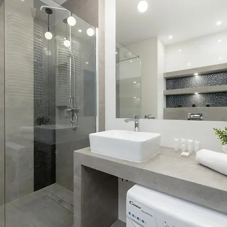 Spacious With Parking And Access To Gym And Sauna By Renters Apartment Katowice