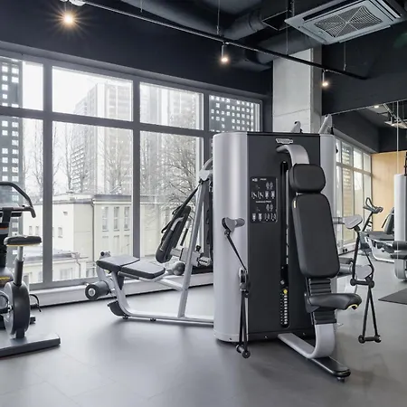 Sokolska Center With Parking And Access To Gym And Sauna By Renters アパート