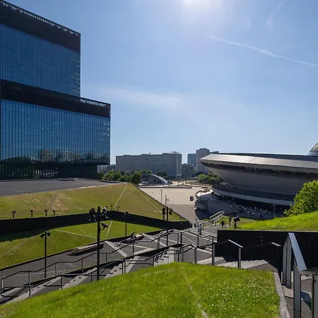 アパート Sokolska Center With Parking And Access To Gym And Sauna By Renters カトヴィツェ