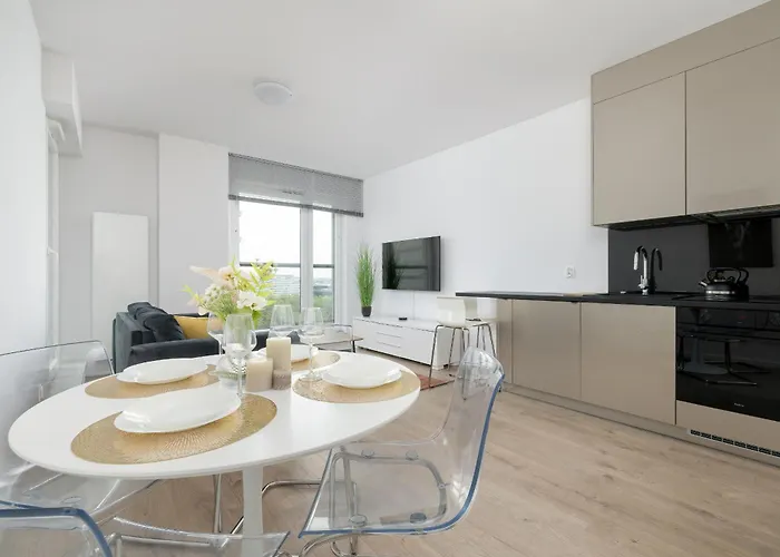 Sokolska Center With Parking And Access To Gym And Sauna By Renters 카토비체